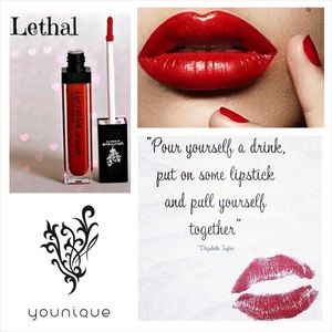 YOUNIQUE Moodstruck Lucrative Lip Gloss LETHAL NIB